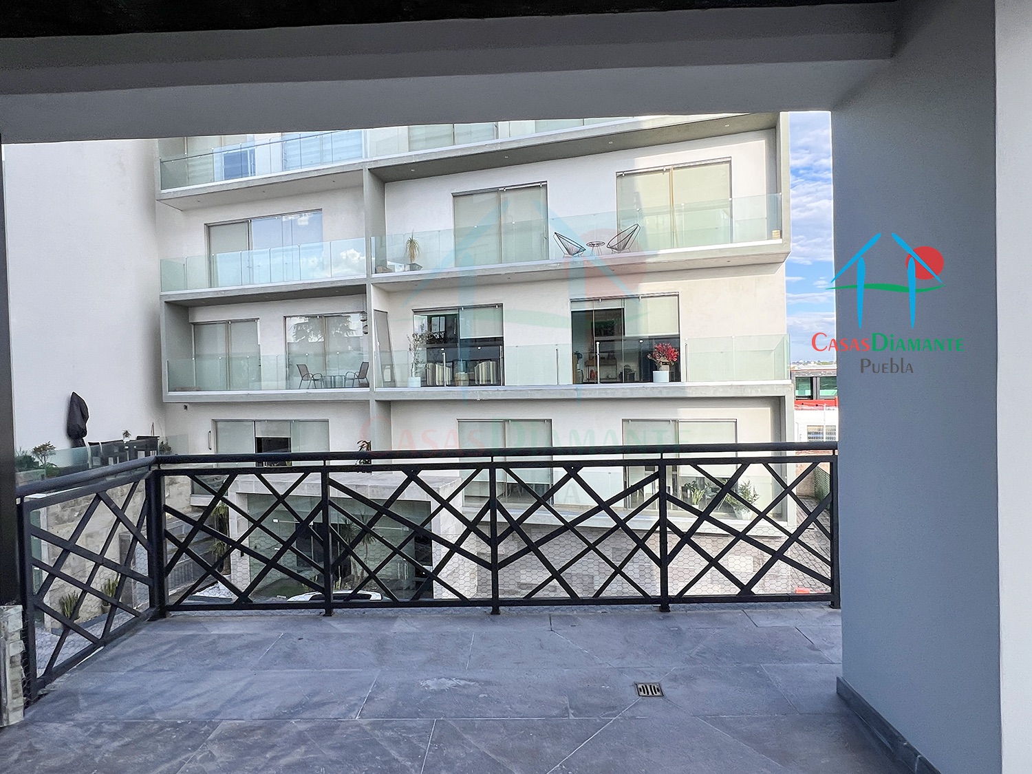 Praga 19 AI AJB - Terraza 2